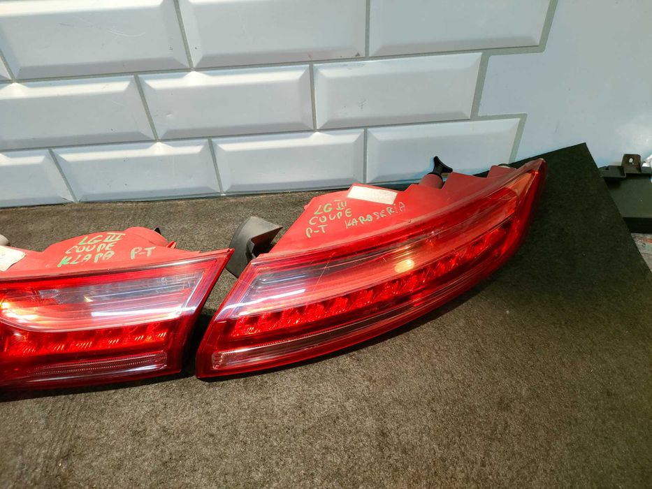 Renault Laguna III COUPE lampa tył