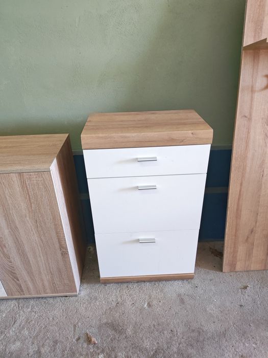 Zestaw mebli do przedpokoju