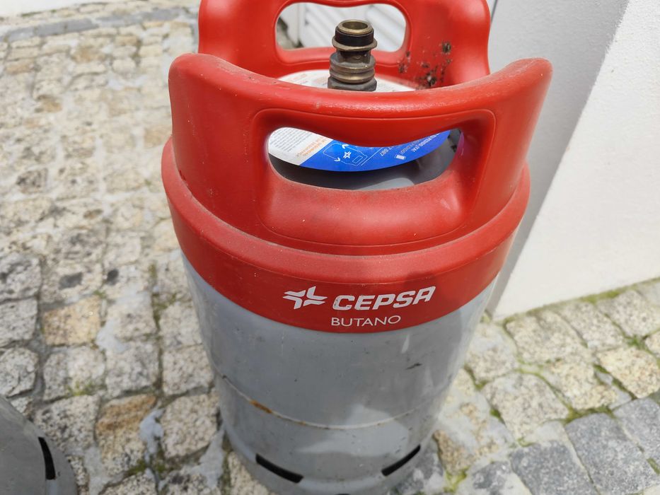Cepsa Bottle485633313694044161