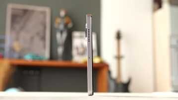 Зручний компактний планшет Honor Pad 8"