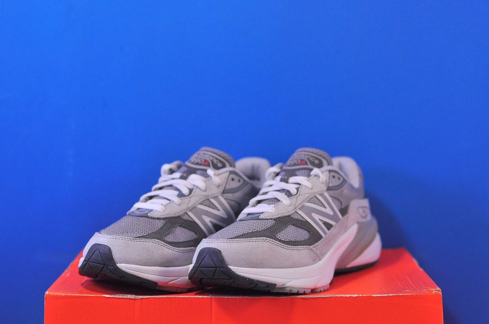 Кросівки New Balance 990 V6 Grey Jordan 3 Retro Fire Red оригінал