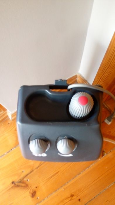 Pianownica do dywanów wykładzin.