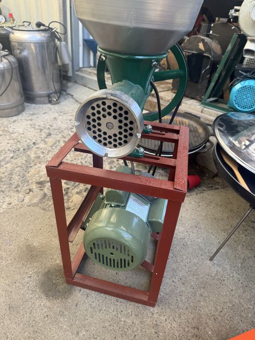 Мясорубка 32 Румунія