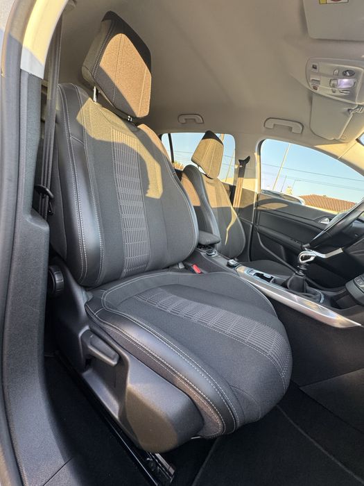 Peugeot 308 1.2 ALLURE