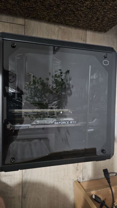 komputer ryzen 7 32 GB RAM M.2 SSD Wifi Bluetooth