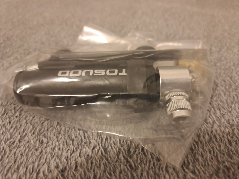 Pompka rowerowa TOSUOD Mini Czarna 50gram + Adapter Presta AV NOWA