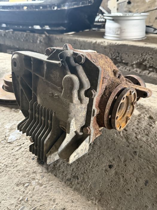 Редуктор bmw E60/E61 535D/дорестайлінг 2003-2006/2.56/240т км пробіг