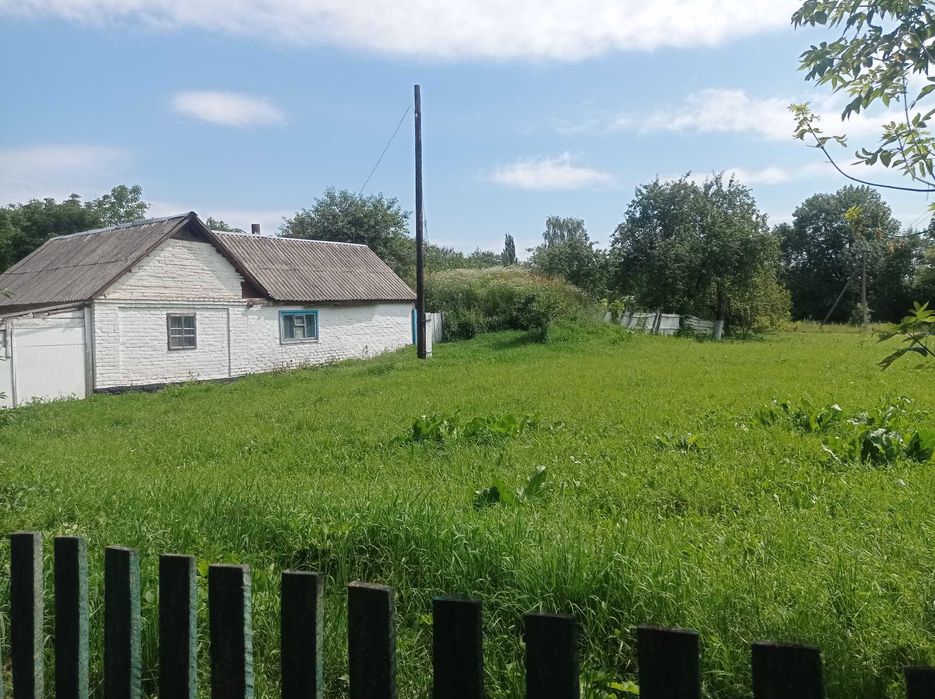 Житловий будинок Кутищі. Можливий обмін на Бус.