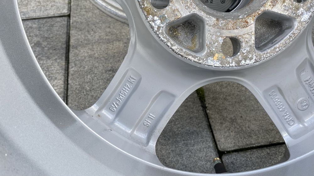 Felgi aluminiowe Borbet do VW 5x112 15 cali Golf V T4