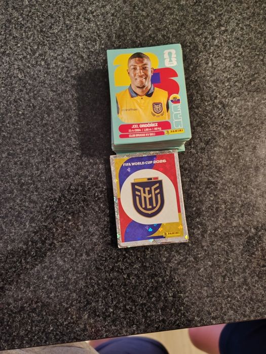 Vendo lote de 170 cromos mundial 2026