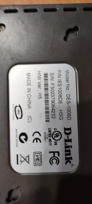 Свитч коммуникатор D-Link DES-1008D