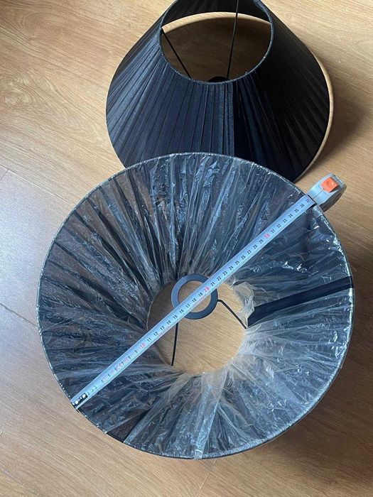 Lindo par de abajur  em tecido ,  na cor preto tamanho grande