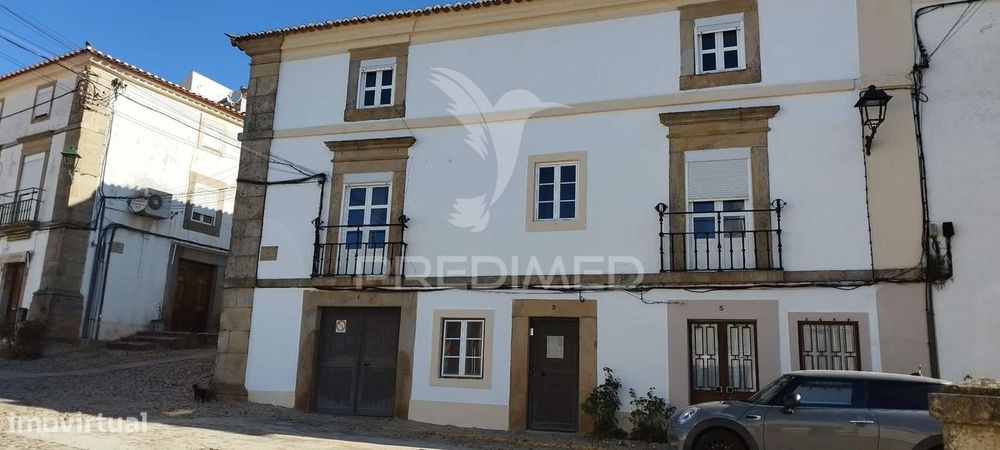 Moradia no centro de Castelo de Vide