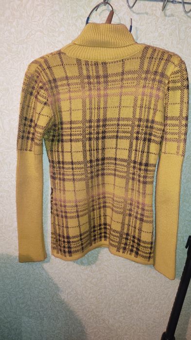 Мохеровий светр теплий