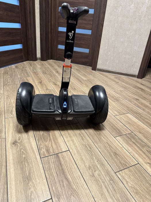 Продаю гироскутер ninebot mini pro