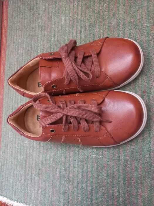 Взуття жіноче шкіряне нове