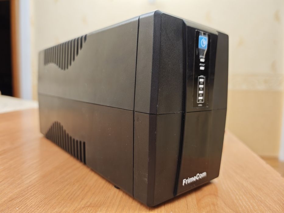 ДБЖ (UPS) FrimeCom з LED-стрічкою
