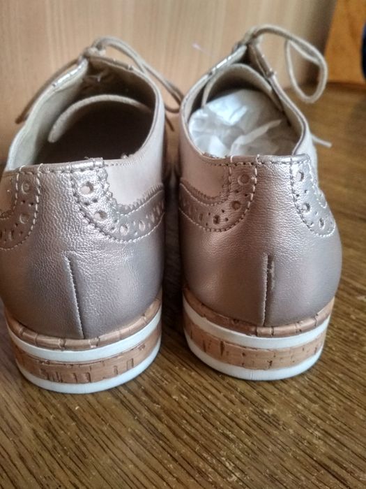 Туфли новые Pier one разм.38 стелька 25 см