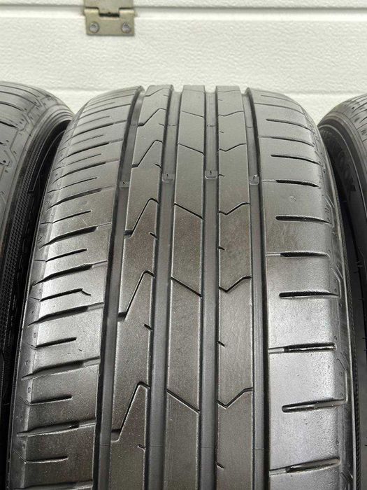 Резина Шини Колеса 215/50 R17 HANKOOK літо комплект 2022 року