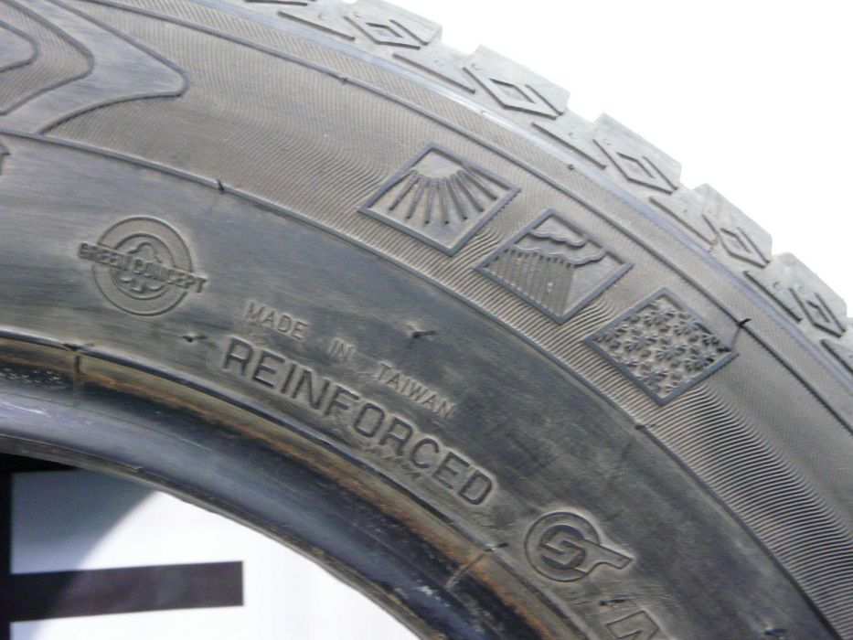 Opony wielosezonowe x2 215/65R15 Maxxis wzmacniane Reinforced #G021