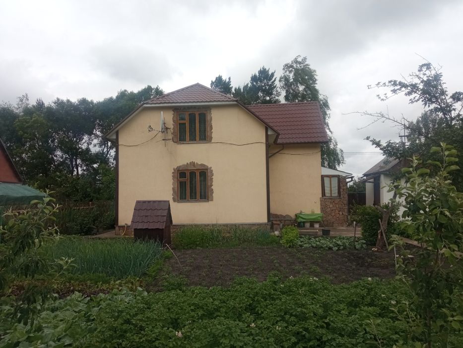 Продаю дачний будинок