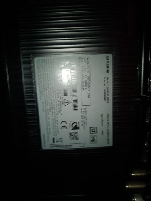 Sprzedam tanio duży płaski telewizor SAMSUNG 65 Cali uszkodzony