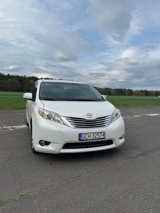 Toyota Sienna Limited 3.5 V6 (2013) - 7-os - LPG - JBL - Skóry