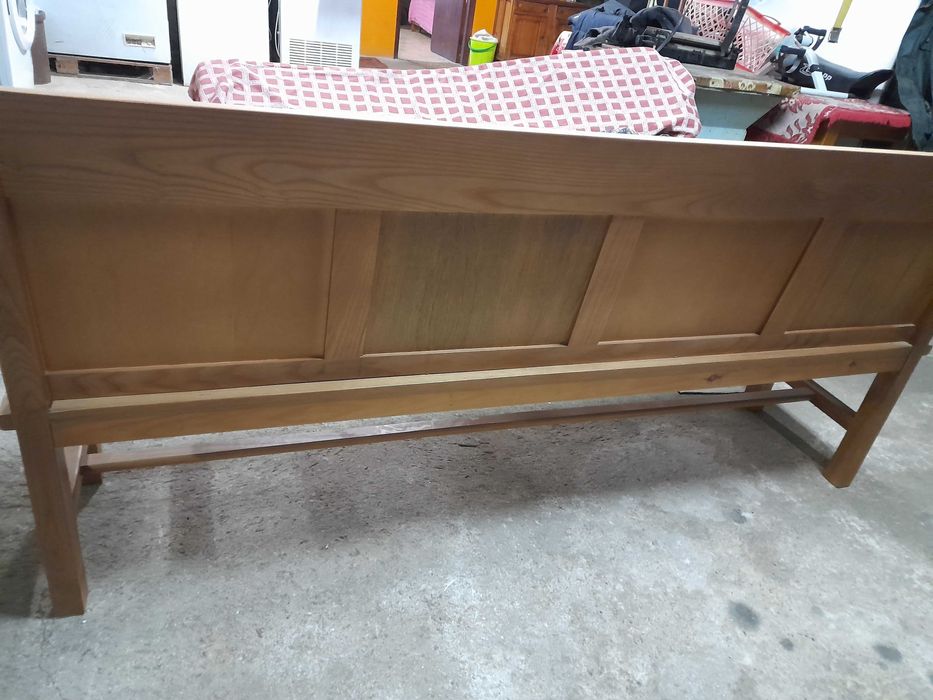 Banco vintage em madeira