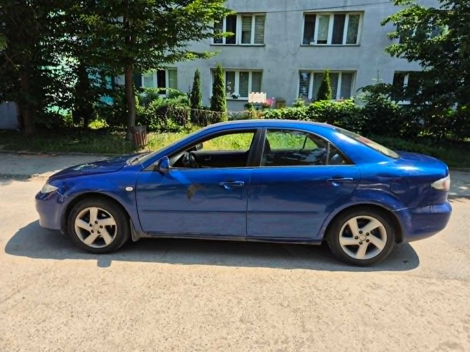 Samochód  mazda 6
