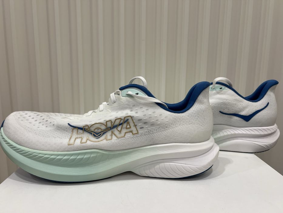 Кросівки Hoka Mach 6
