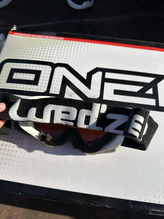 balaclavas novas e oculos usados motocross