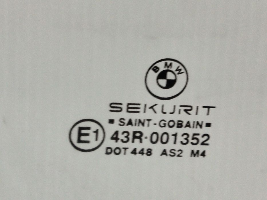 Vidro de Porta Frente Direito - BMW 3 Compact (E46) | 01 - 05