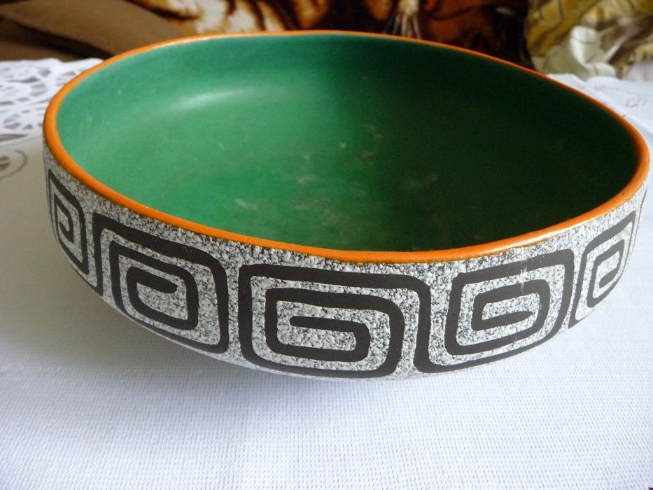 Zabytkowy półmisek ceramiczny, ręczna robota.