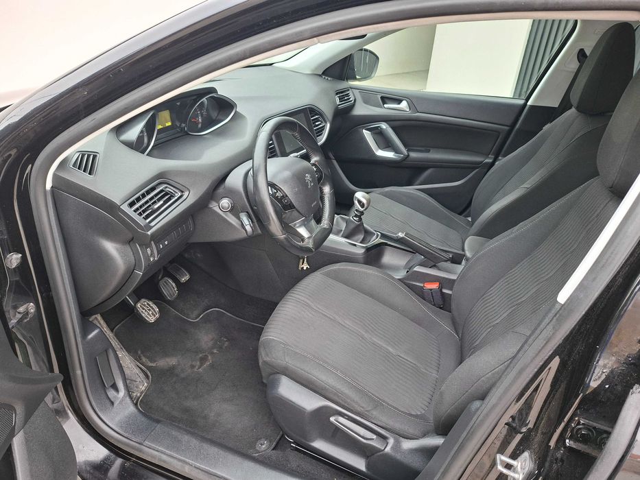 Peugeot 308 SW — fotografia 6