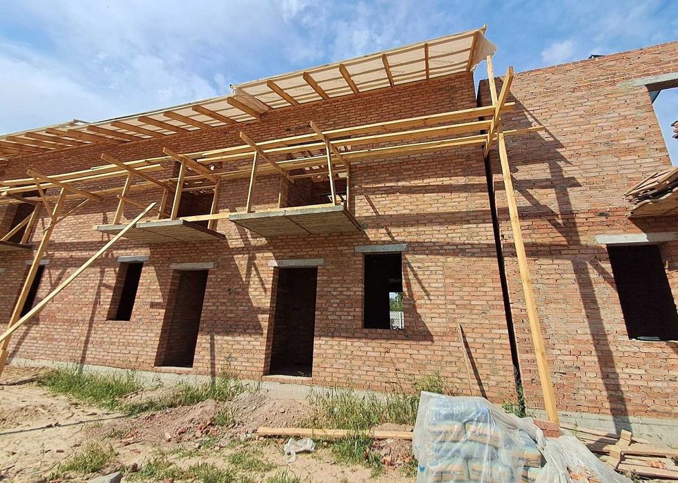 Продається туанхаус в Якушинцях