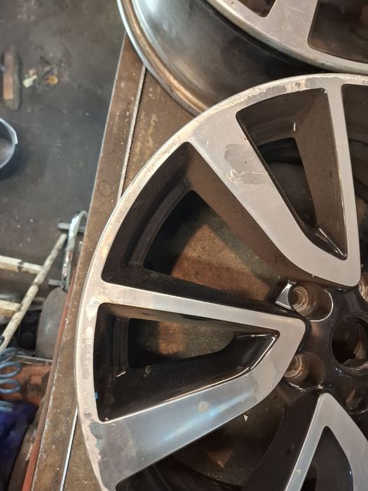 Felgi 5x114.3  x-trail Scenic IV Scenic 3 R16 R19 R20