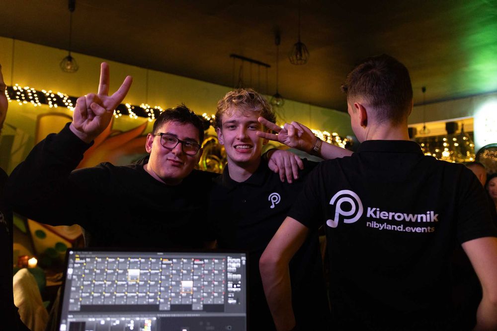 Dj na 18 urodziny, wesele, imprezy firmowe, oraz okolicznościowe