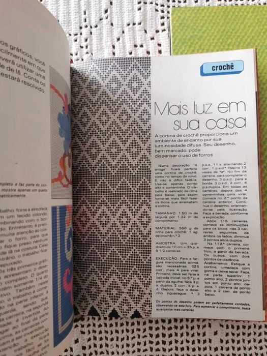 2 livros lãs e linhas croche tricô tapeçaria costura Capa dura