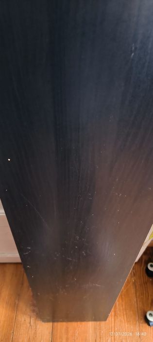 Prateleira preta ikea