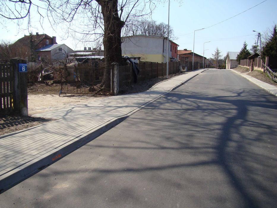 Wynajmę halę 350 m/2 z placem w Kowalach Oleckich