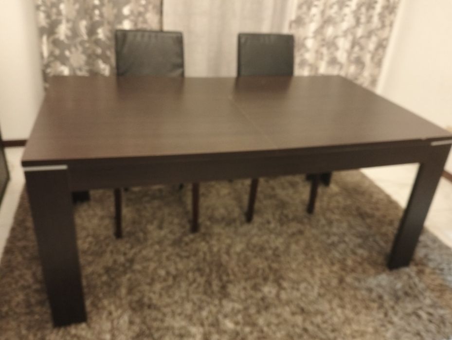 Mesa jantar/Aparador e Móvel TV