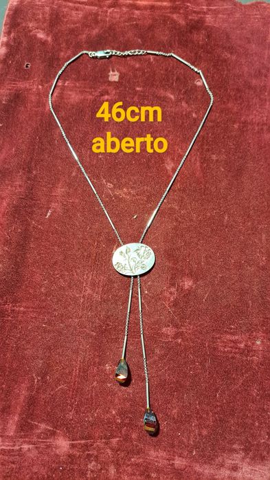 Fio colar em prata da Kenzo.