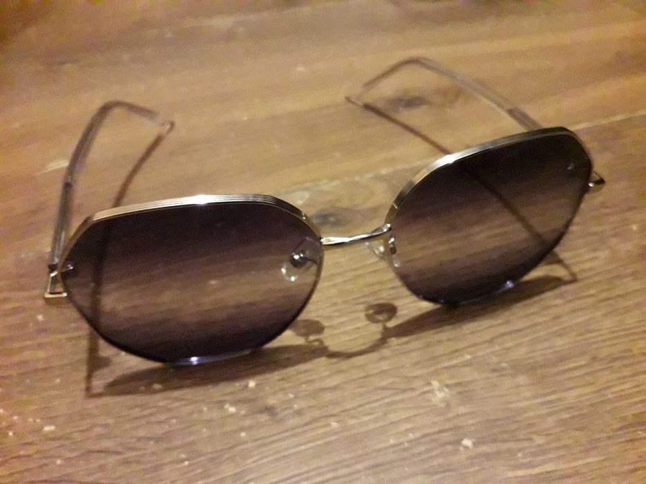 okulary przeciwsłoneczne