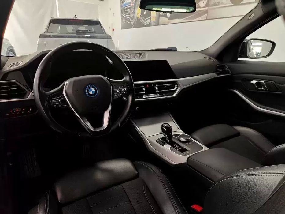 BMW 320 e Line Sport Auto517543459438602246