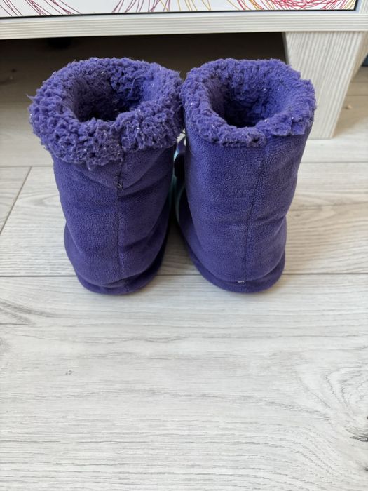 Miękkie wciągane kapcie za kostkę Bluey r. 27/28