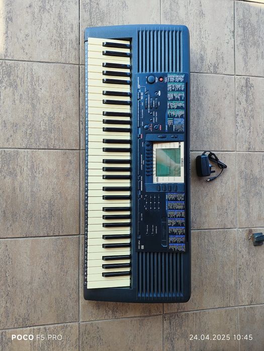 Синтезатор Yamaha PSR-330 динамічна клавіат Midi-секвенсор