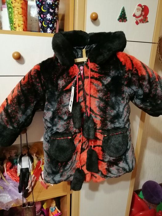 Продам шубку для девочки