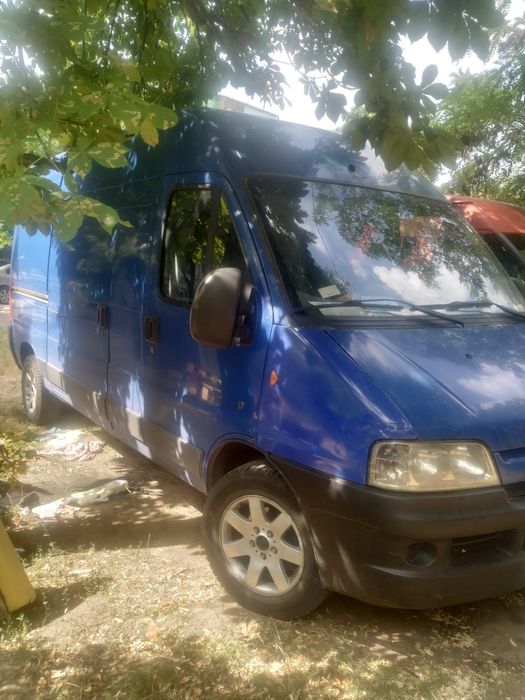 Пежо боксер 2005р 2.2 HDI