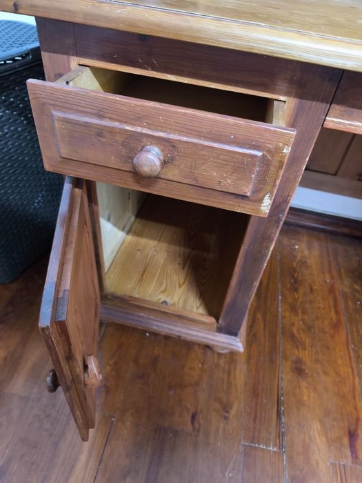 Secretaria pinho maciço