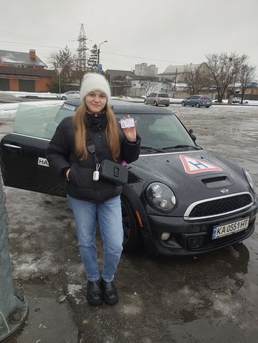 Обучения вождению,по городу или на закрытой площадке, подготовка к зда
